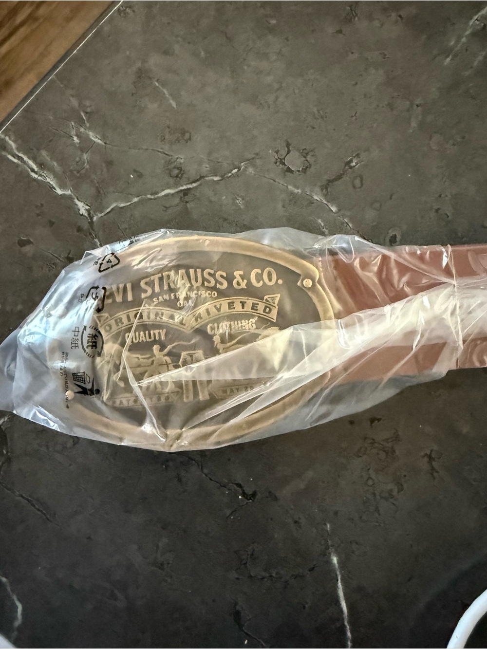 Levi's Brown Leather Belt with Branded Oval Buckle